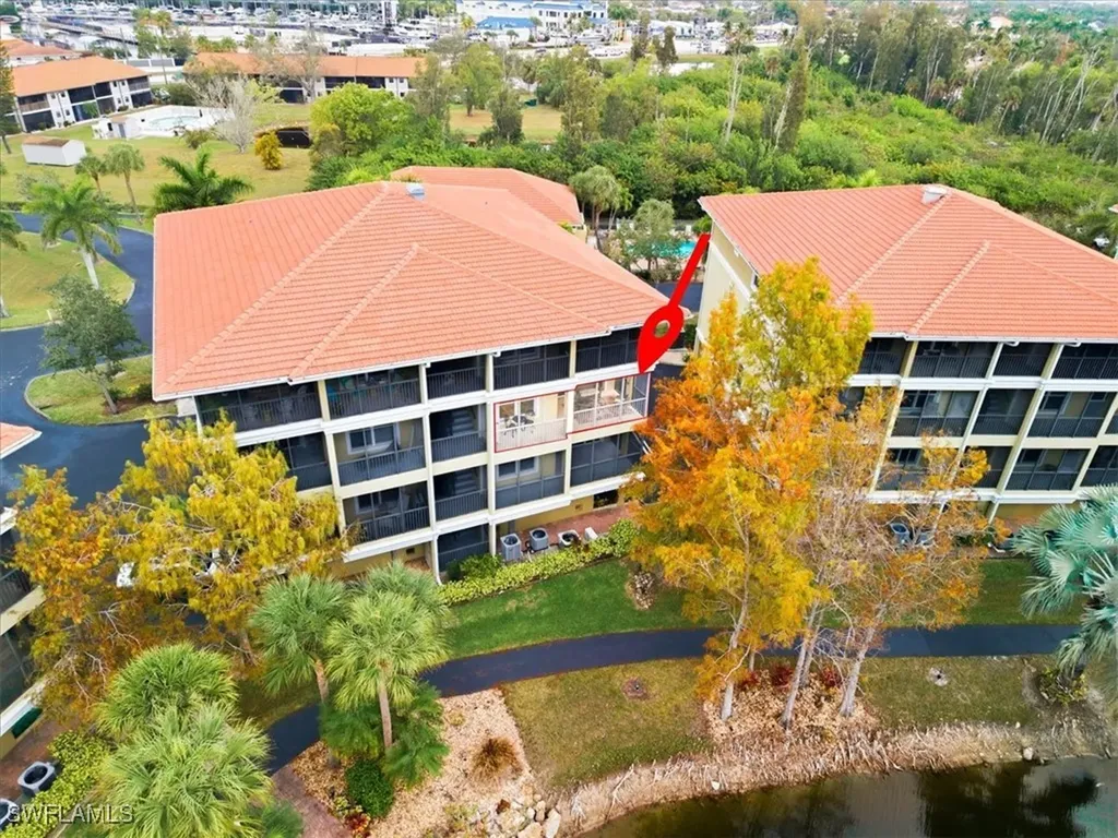 10041 Lake Cove Drive Fort Myers FL 33908