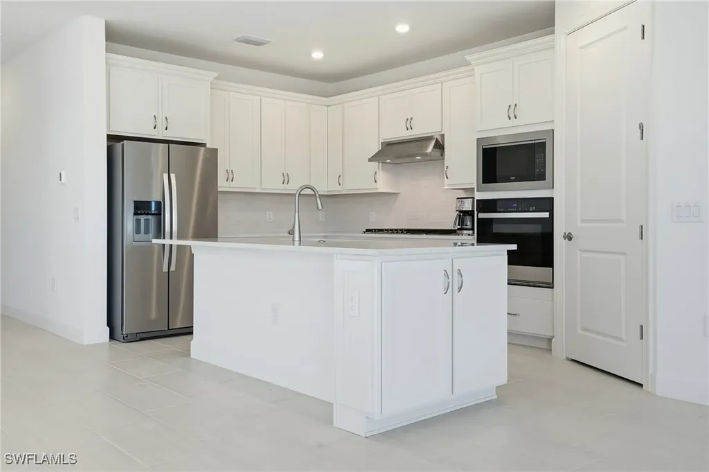 1954 Fresno Avenue Naples FL 34120