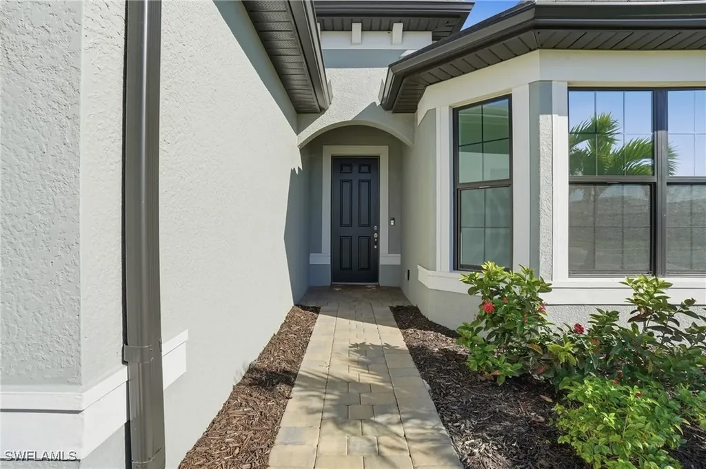1954 Fresno Avenue Naples FL 34120