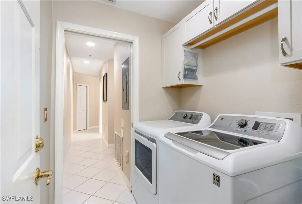 4680 Hawks Nest Way Naples FL 34114