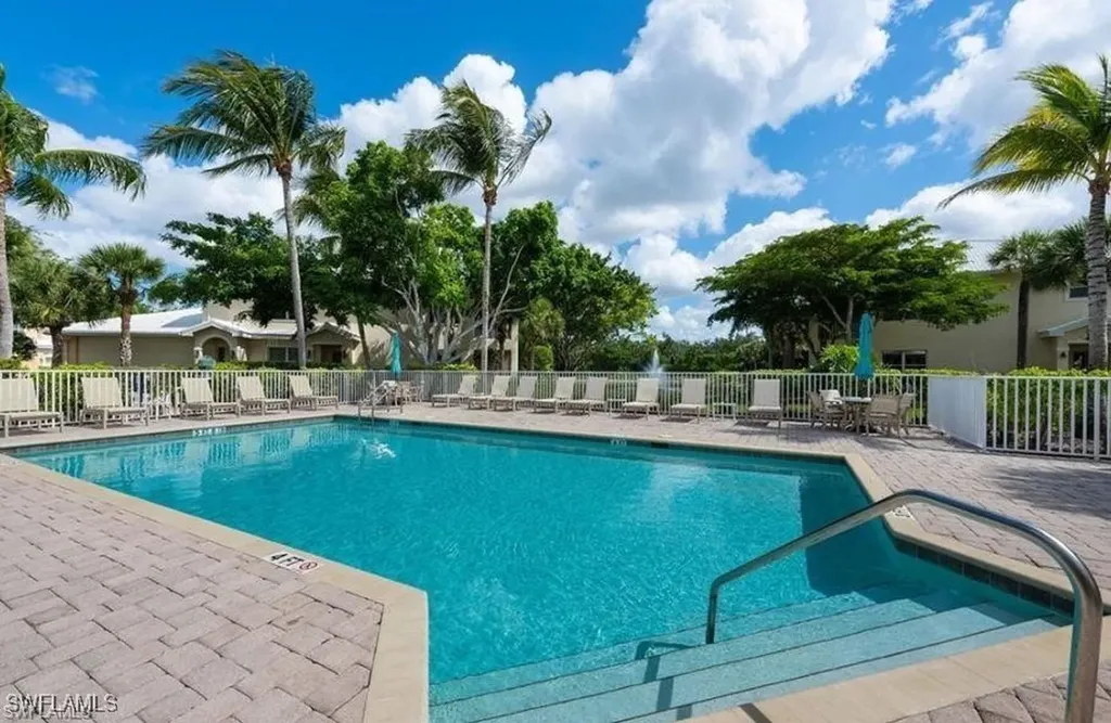 4680 Hawks Nest Way Naples FL 34114