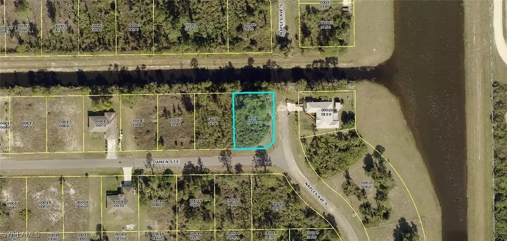 1251 Damen Street E Lehigh Acres FL 33974