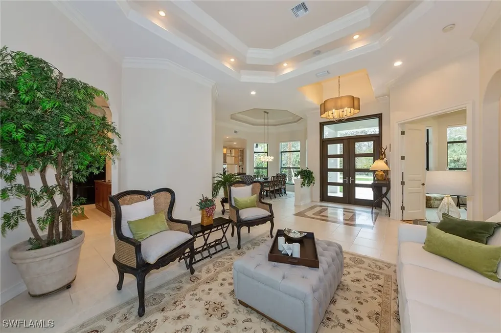 11238 Five Oaks Lane Naples FL 34120