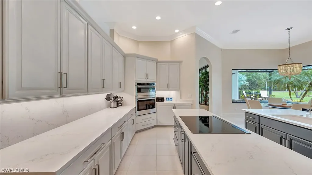 11238 Five Oaks Lane Naples FL 34120