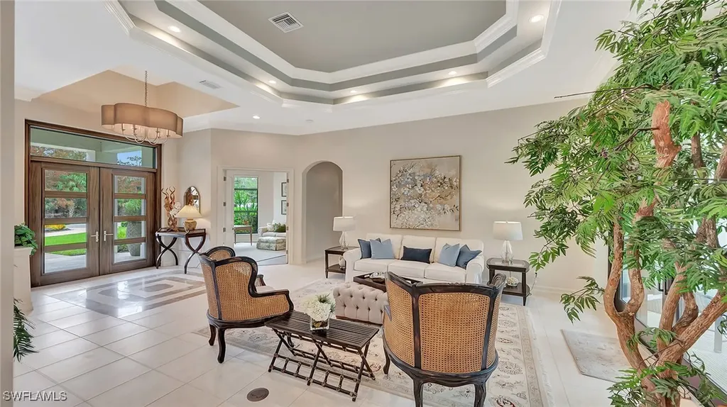 11238 Five Oaks Lane Naples FL 34120