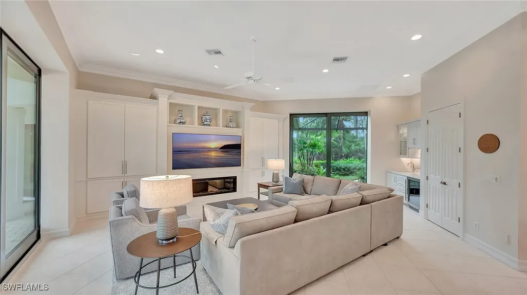 11238 Five Oaks Lane Naples FL 34120