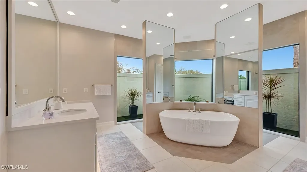 11238 Five Oaks Lane Naples FL 34120