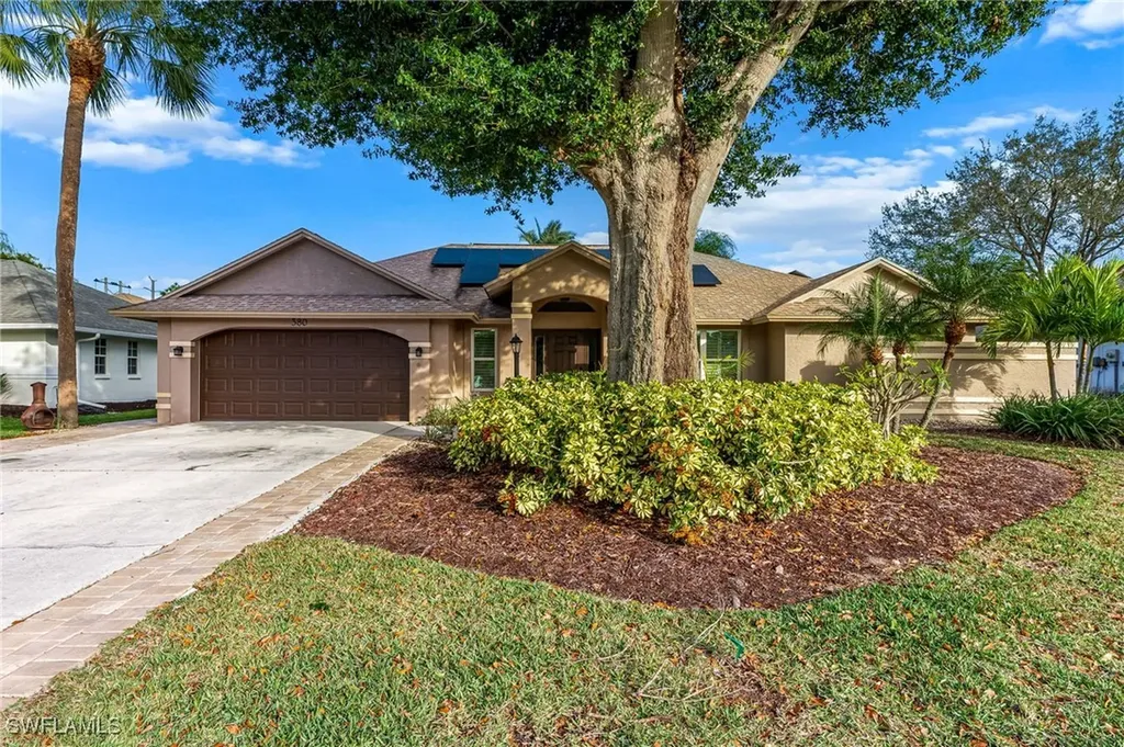 380 Ashbury Way Naples FL 34110