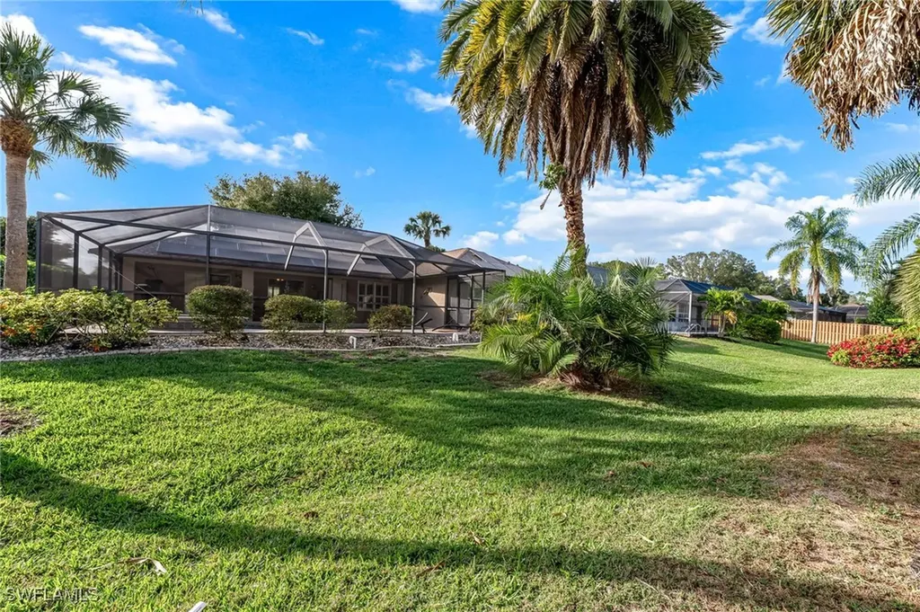380 Ashbury Way Naples FL 34110
