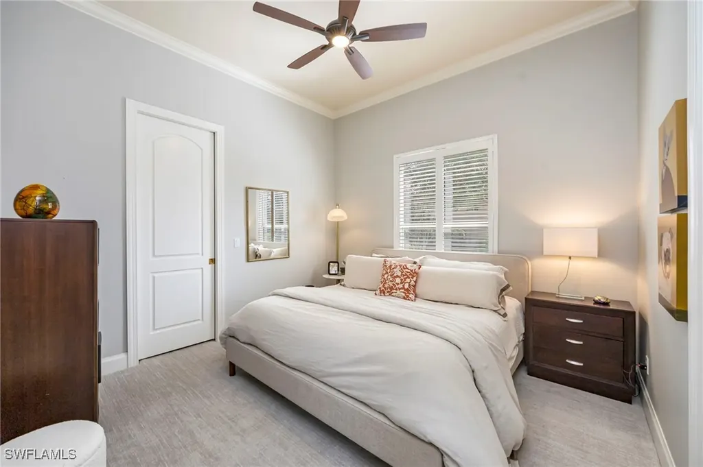 5851 Bromelia Court Naples FL 34119