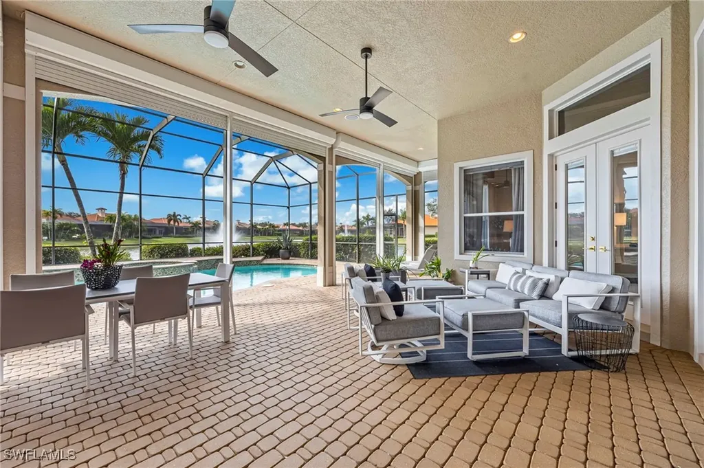 5851 Bromelia Court Naples FL 34119