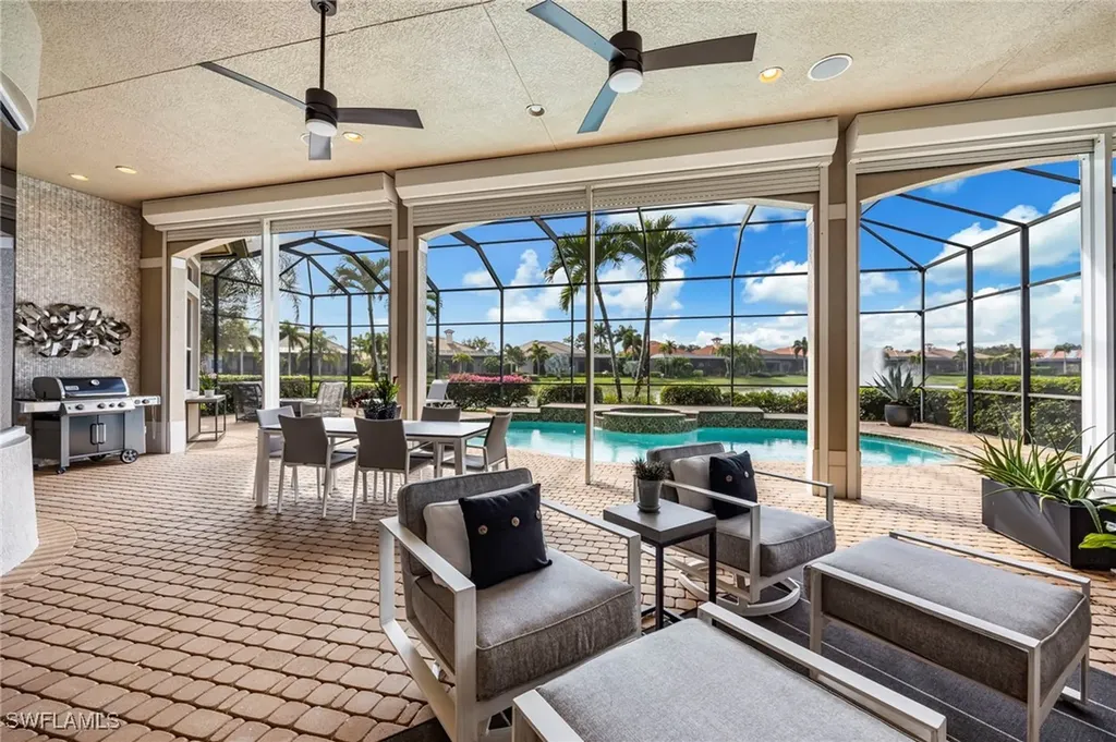 5851 Bromelia Court Naples FL 34119