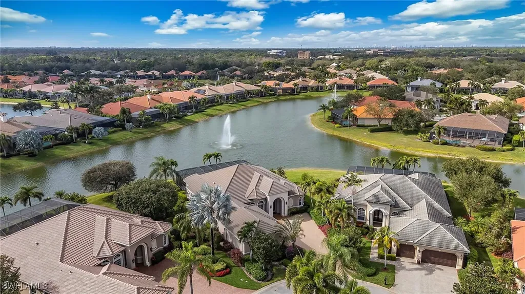5851 Bromelia Court Naples FL 34119