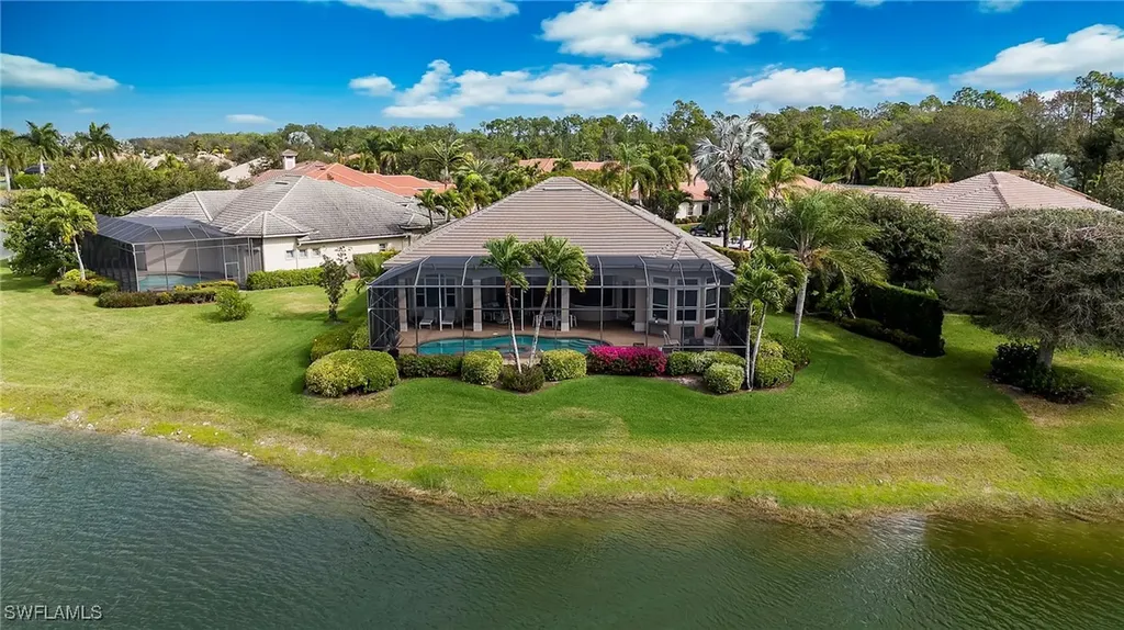 5851 Bromelia Court Naples FL 34119