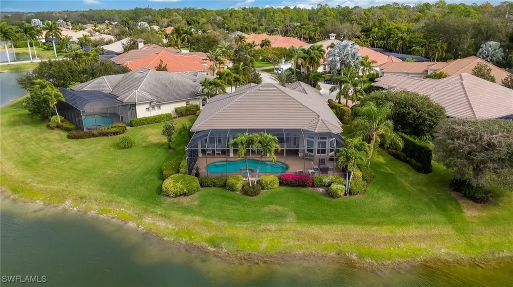 5851 Bromelia Court Naples FL 34119