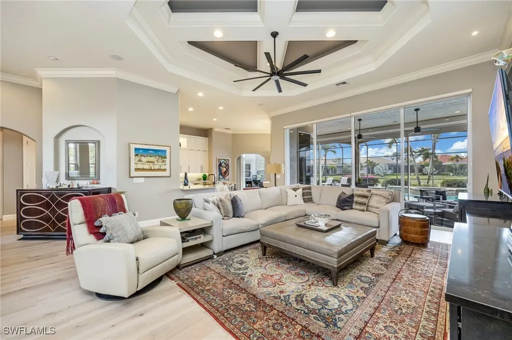 5851 Bromelia Court Naples FL 34119