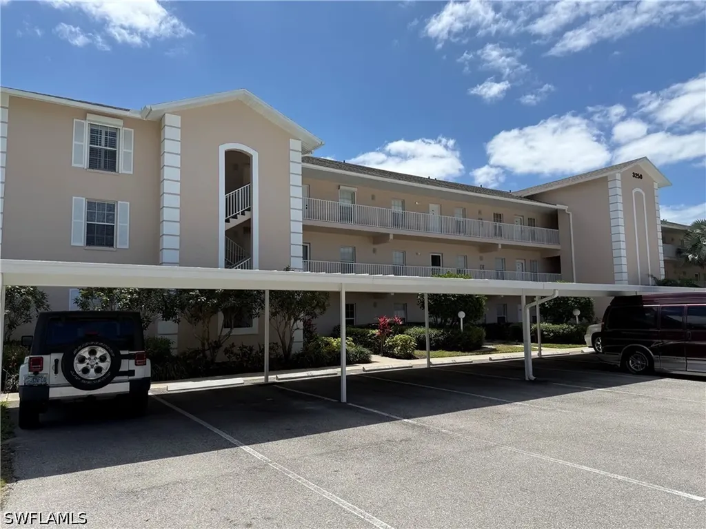 3250 Cypress Glen Way Naples FL 34109