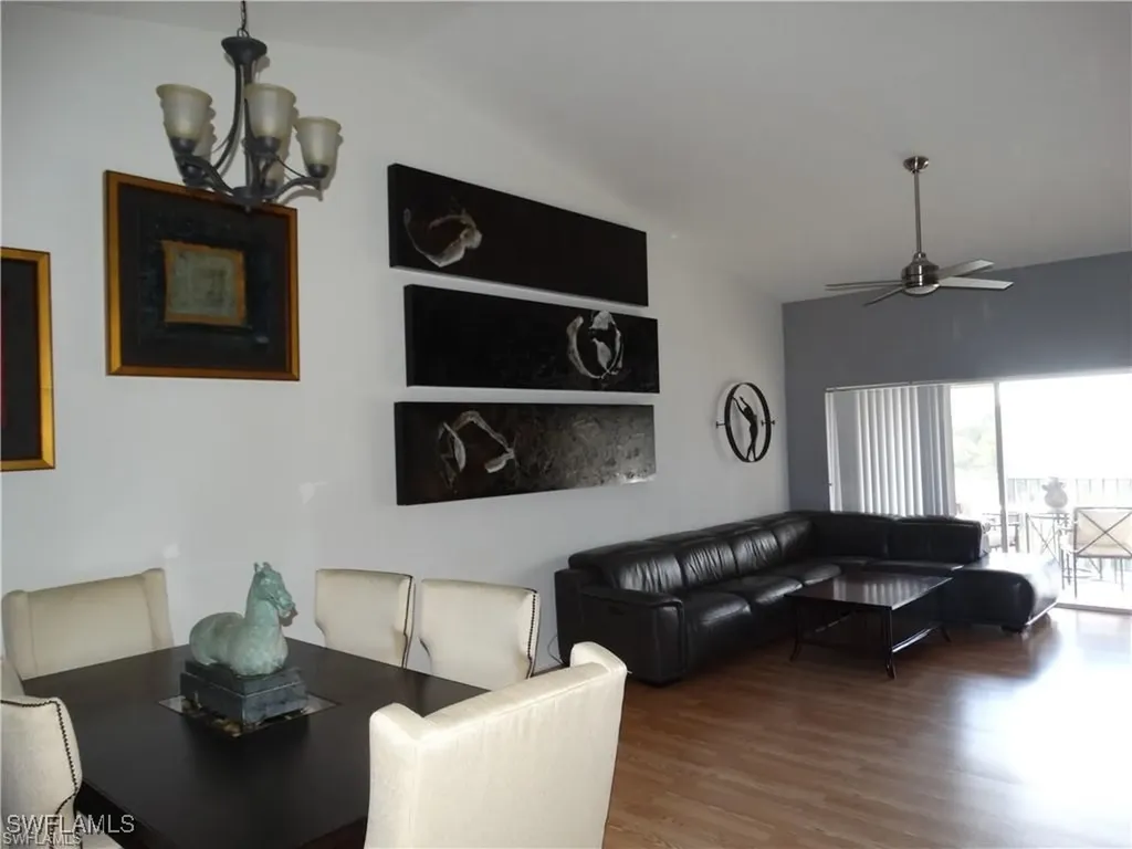 3250 Cypress Glen Way Naples FL 34109
