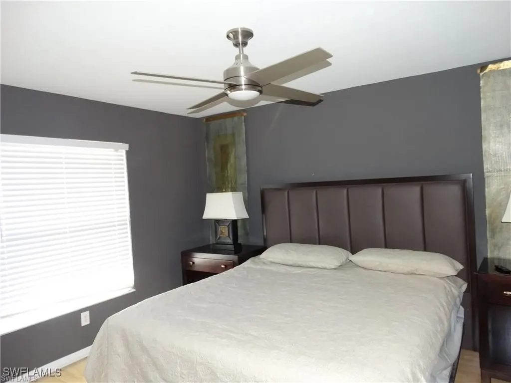 3250 Cypress Glen Way Naples FL 34109