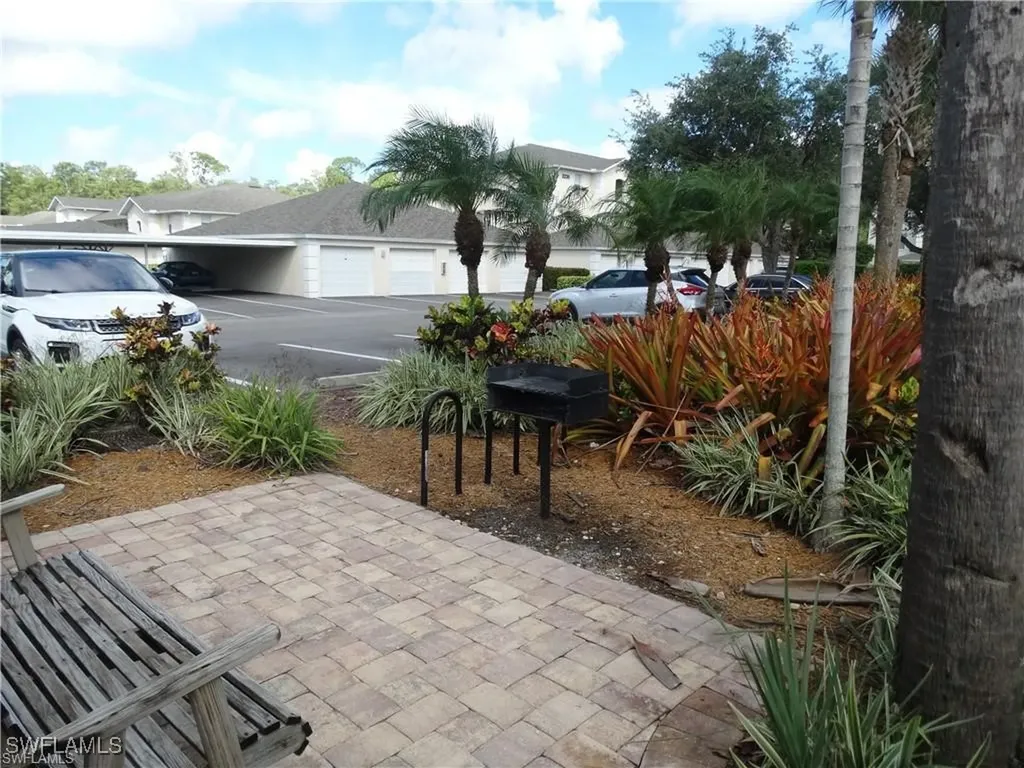 3250 Cypress Glen Way Naples FL 34109