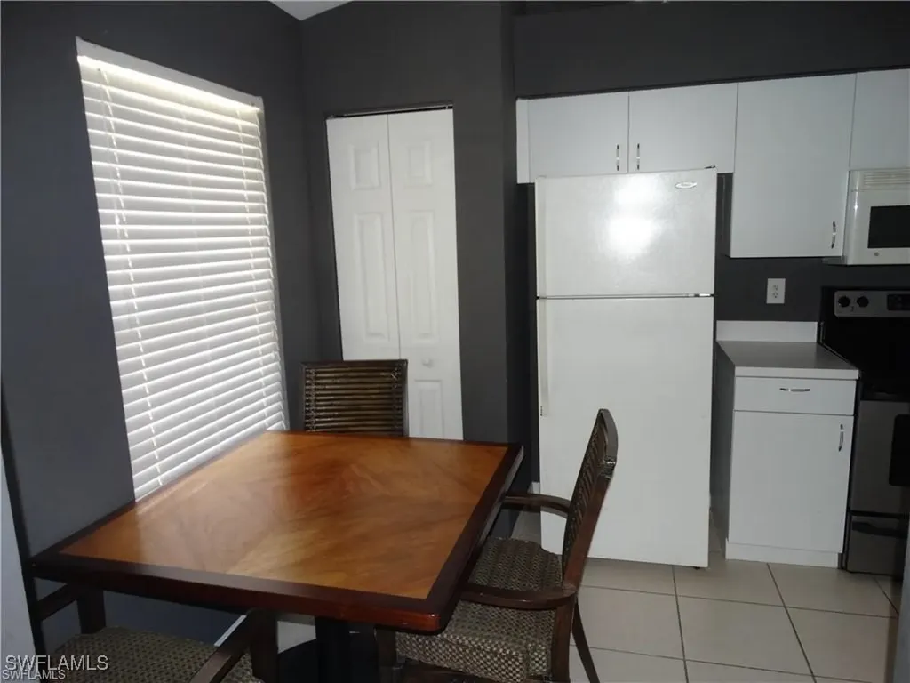 3250 Cypress Glen Way Naples FL 34109