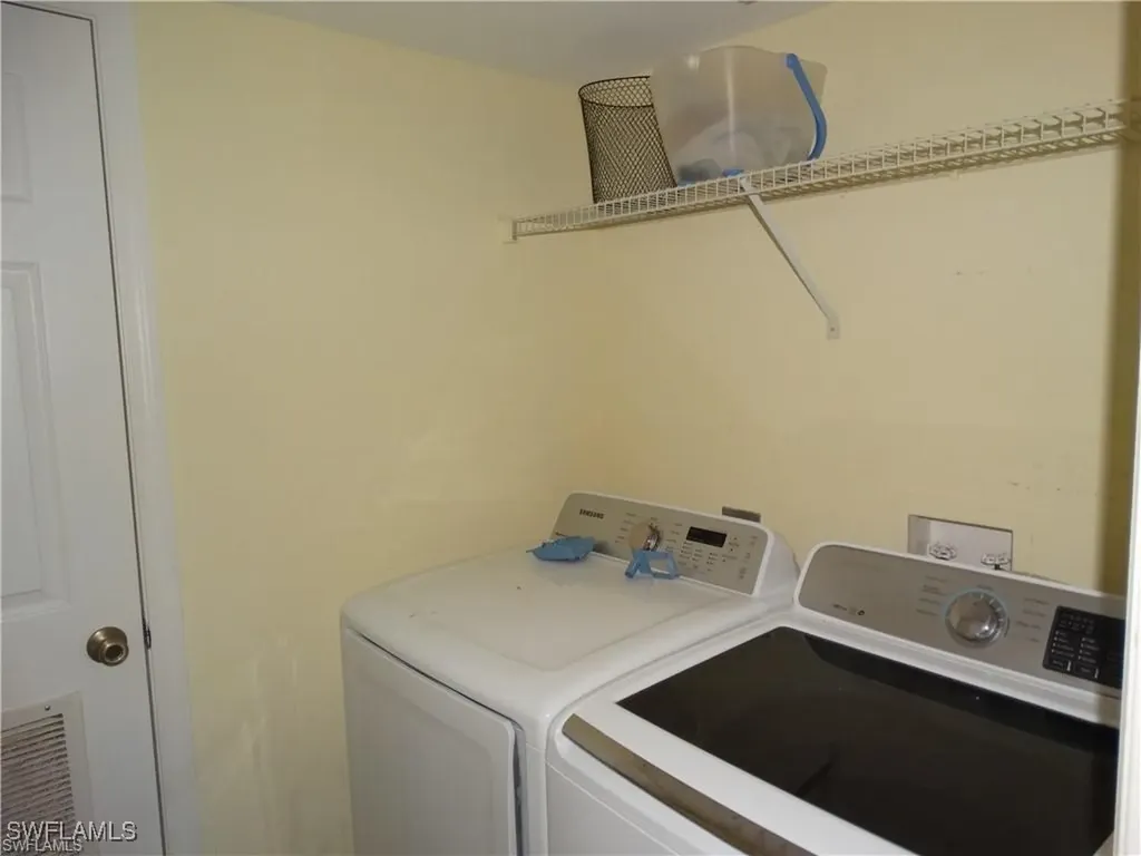 3250 Cypress Glen Way Naples FL 34109