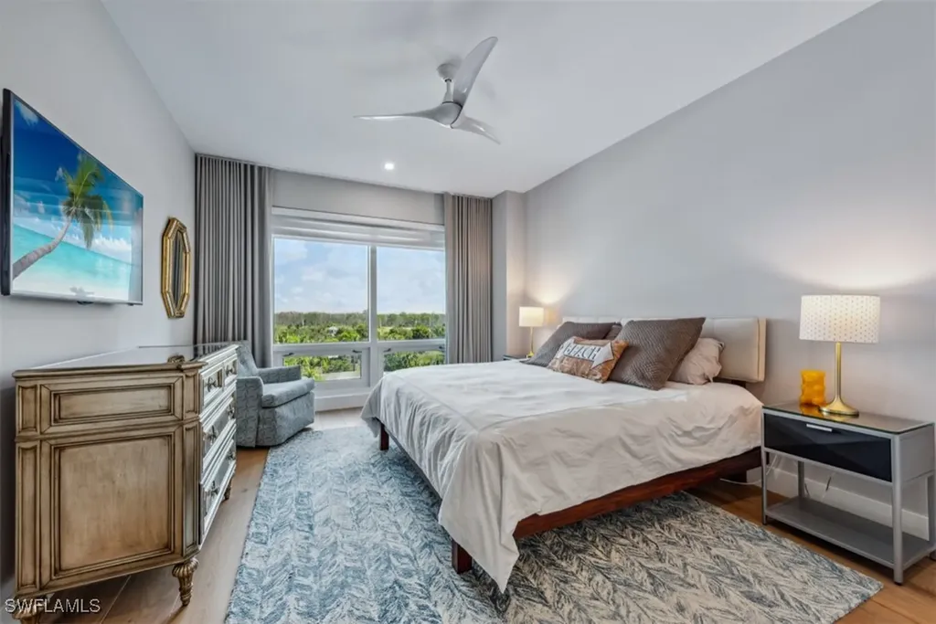 13915 Old Coast Road Naples FL 34110