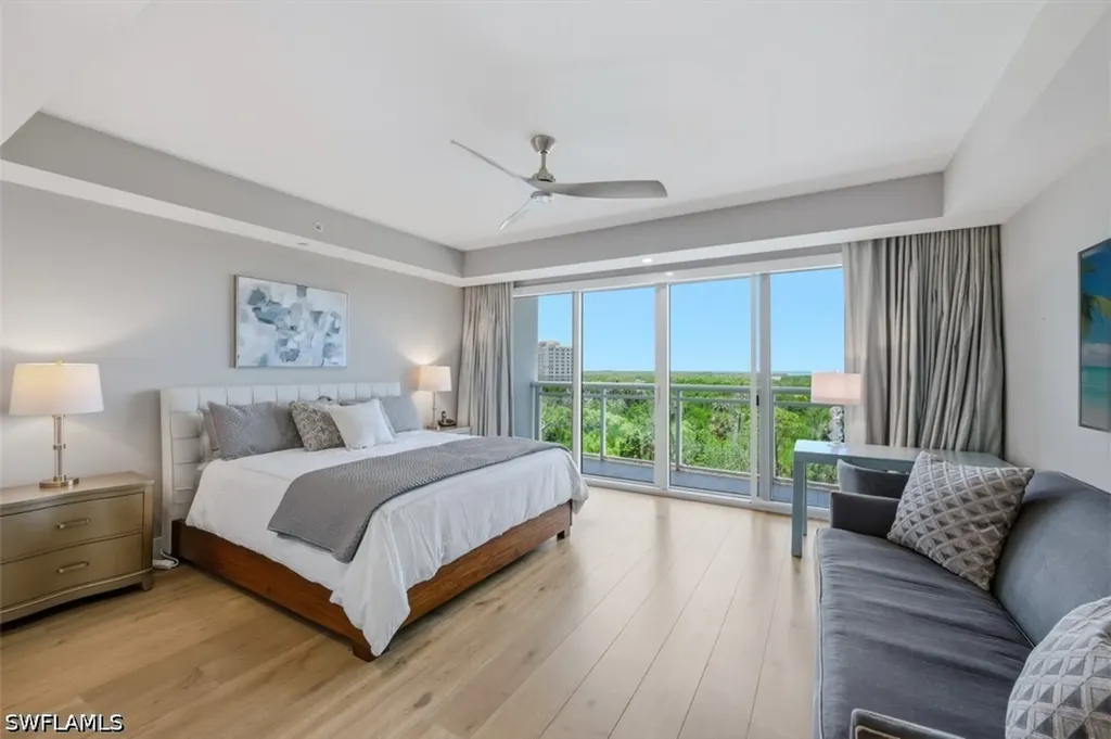 13915 Old Coast Road Naples FL 34110