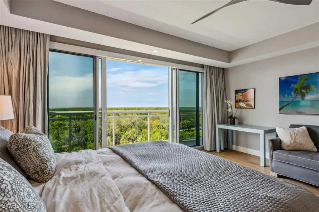 13915 Old Coast Road Naples FL 34110