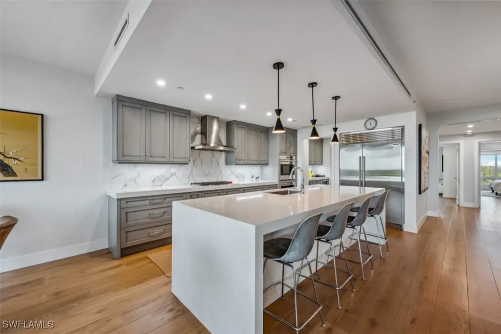 13915 Old Coast Road Naples FL 34110