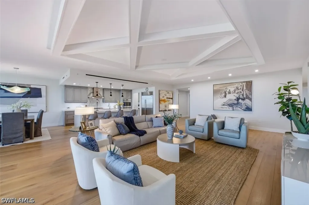 13915 Old Coast Road Naples FL 34110