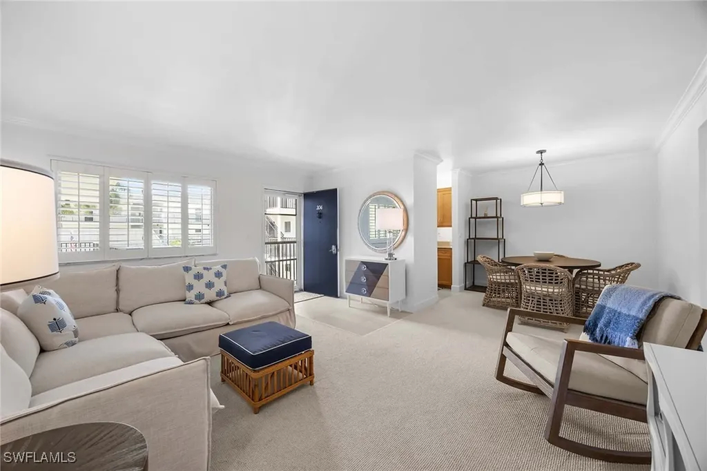 766 Central Avenue Naples FL 34102