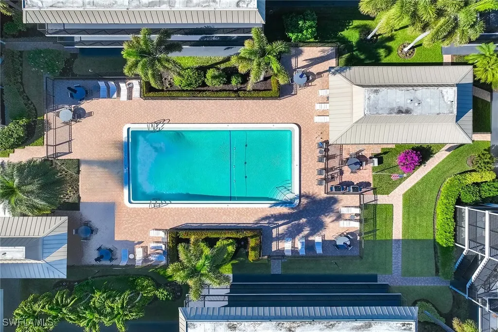 766 Central Avenue Naples FL 34102