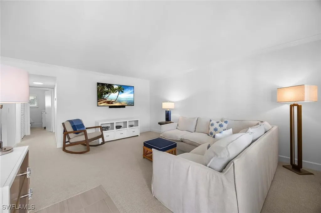 766 Central Avenue Naples FL 34102