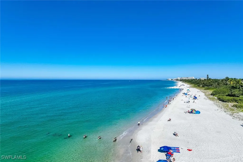 766 Central Avenue Naples FL 34102