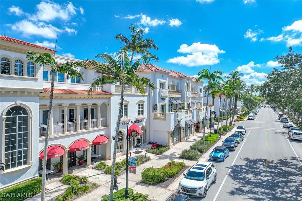 766 Central Avenue Naples FL 34102