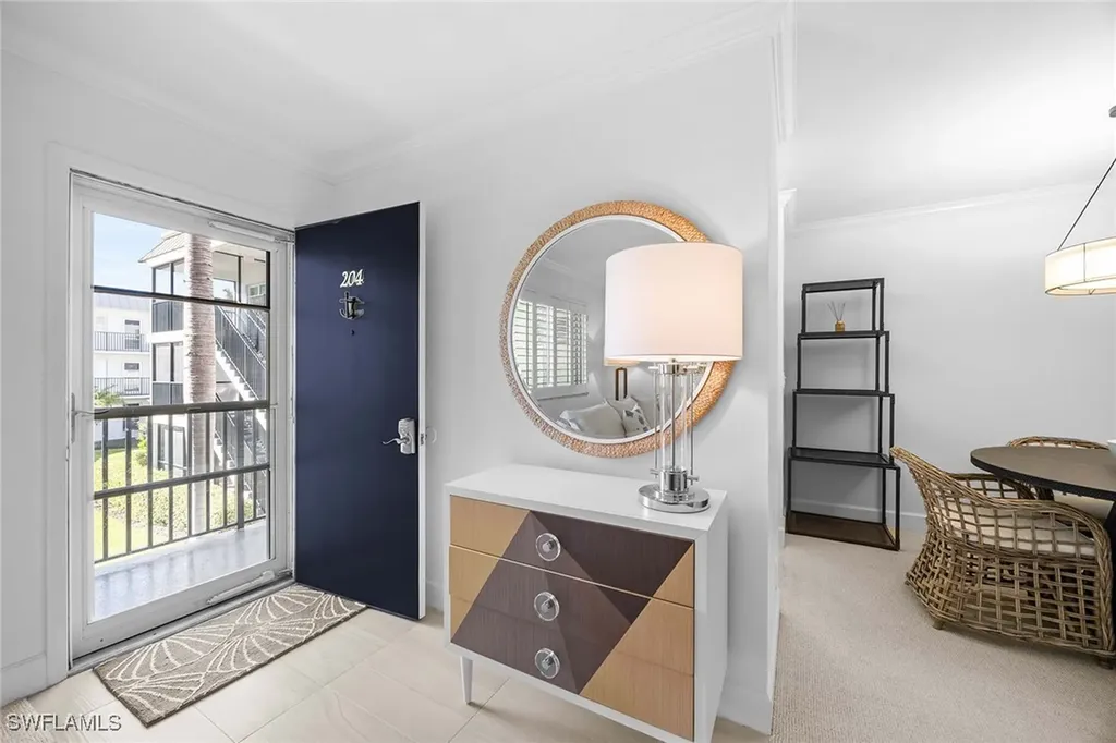 766 Central Avenue Naples FL 34102