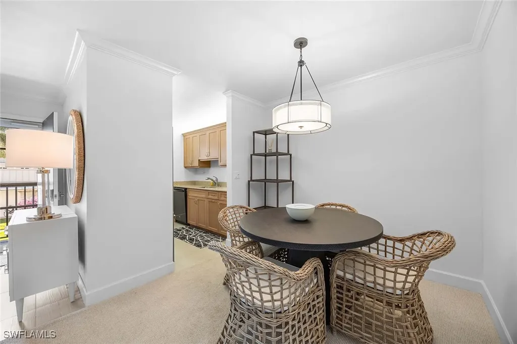 766 Central Avenue Naples FL 34102