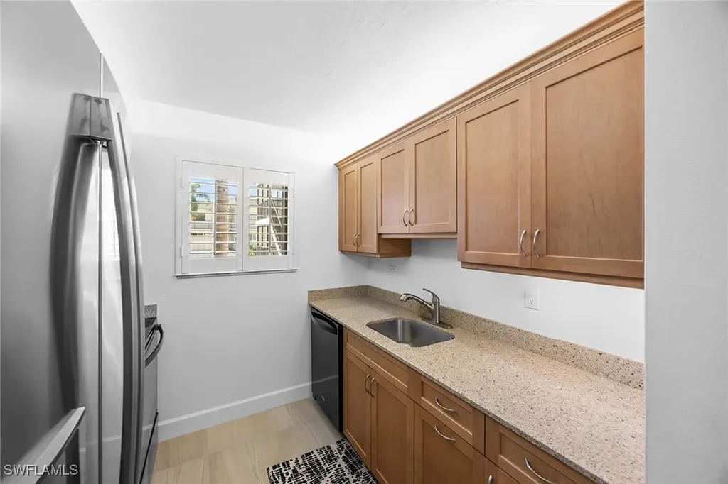 766 Central Avenue Naples FL 34102