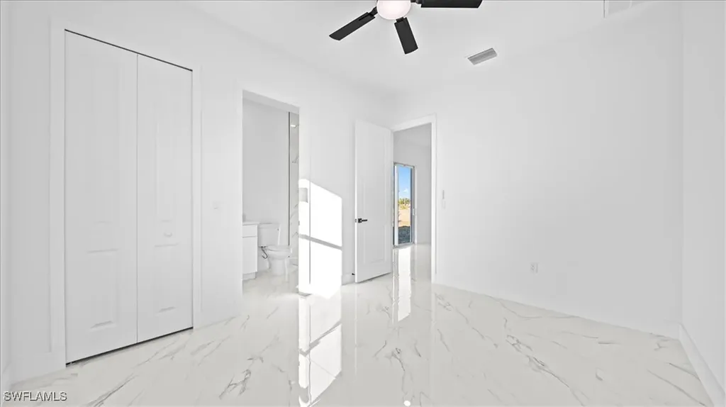 913/915 NE 15th Lane Cape Coral FL 33909