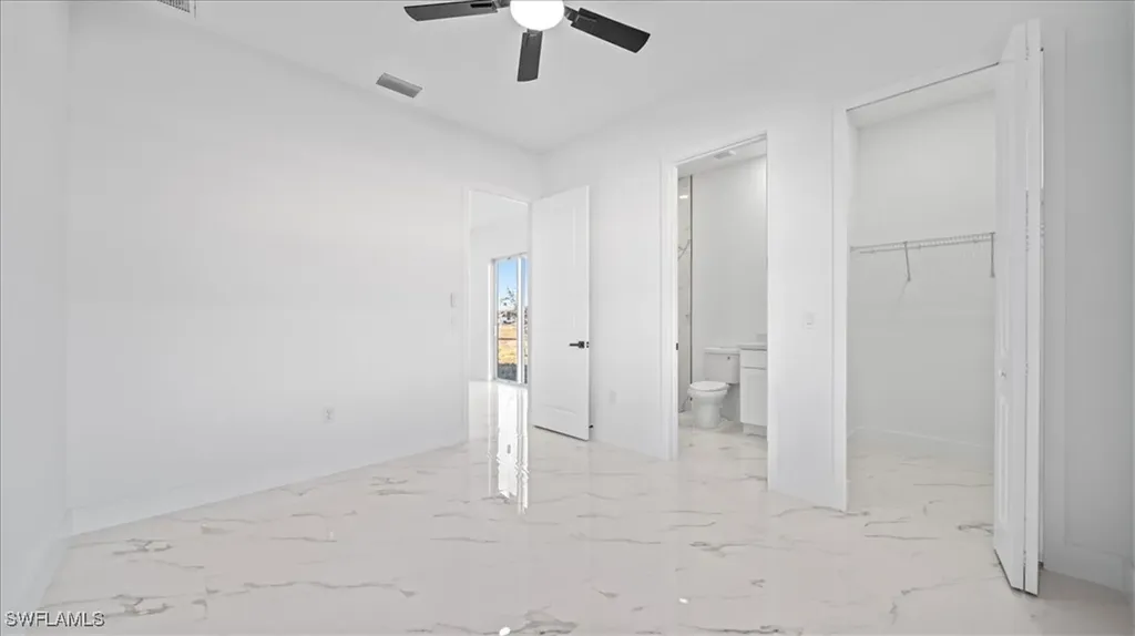 913/915 NE 15th Lane Cape Coral FL 33909