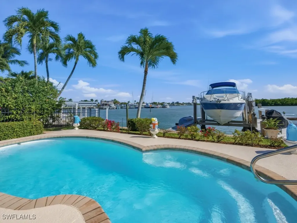 141 Pago Pago Drive E Naples FL 34113