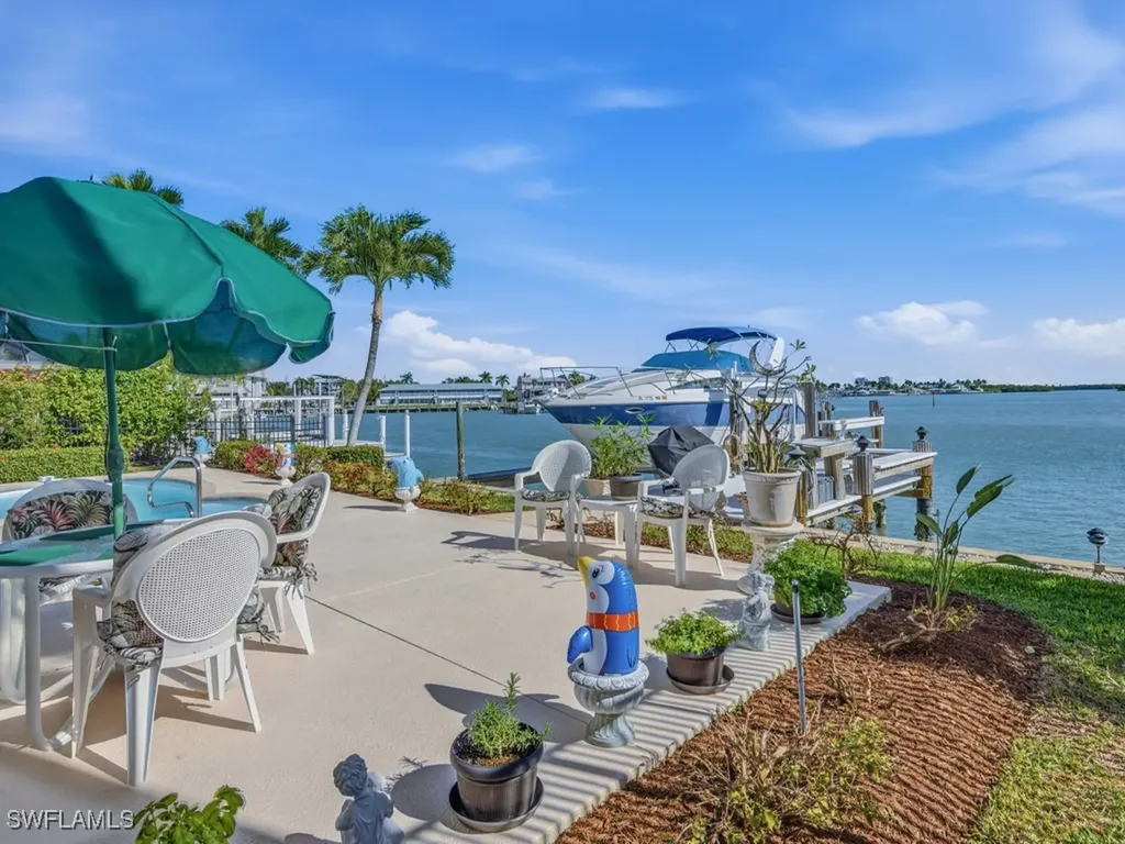 141 Pago Pago Drive E Naples FL 34113