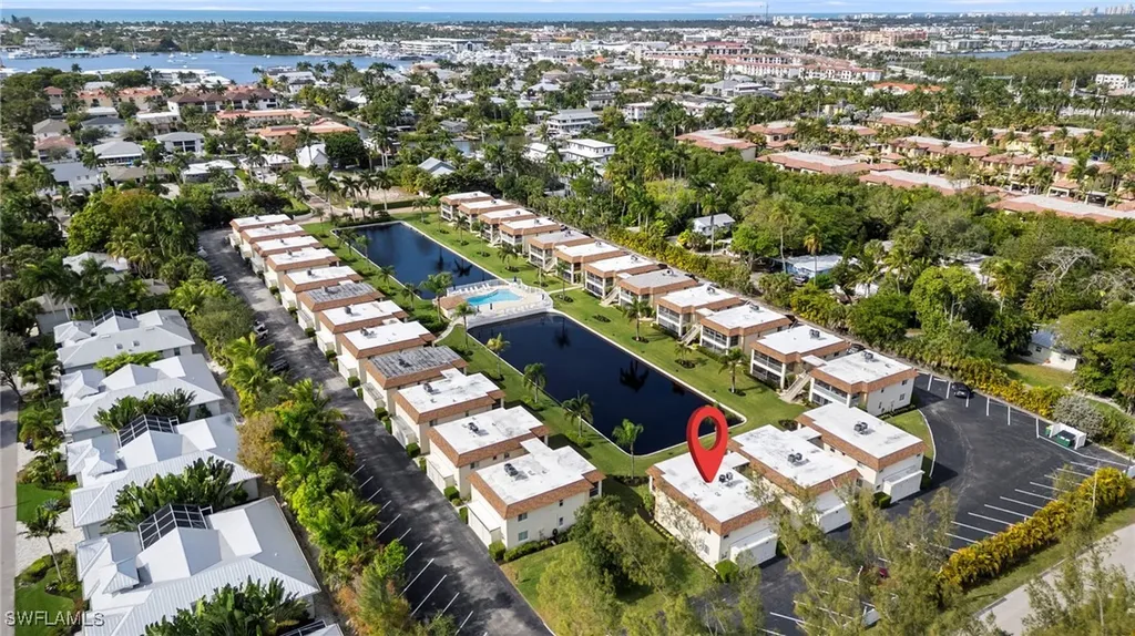 1155 Sandpiper Street Naples FL 34102