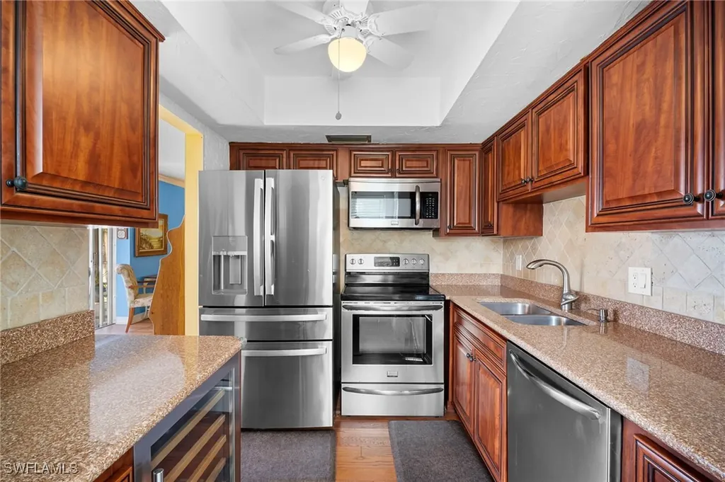 1155 Sandpiper Street Naples FL 34102