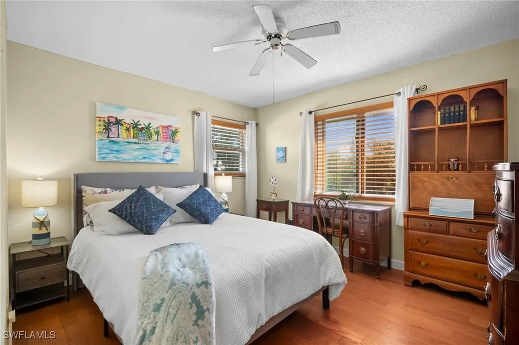 1155 Sandpiper Street Naples FL 34102