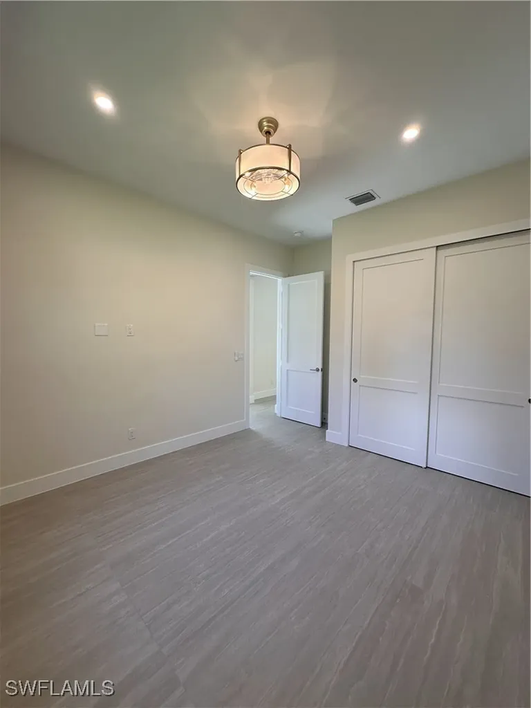 382 39th Avenue NE Naples FL 34120