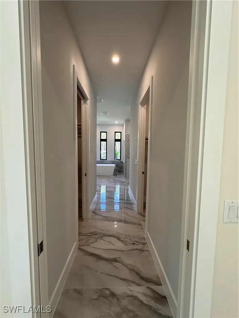 382 39th Avenue NE Naples FL 34120