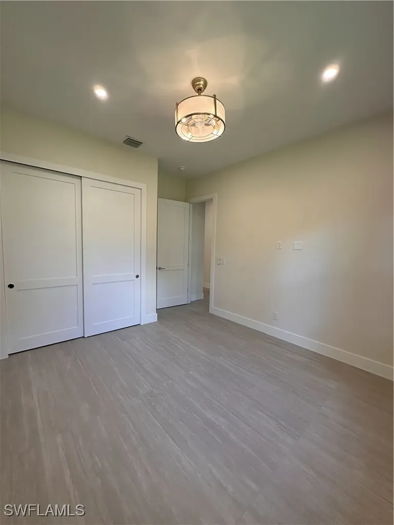 382 39th Avenue NE Naples FL 34120