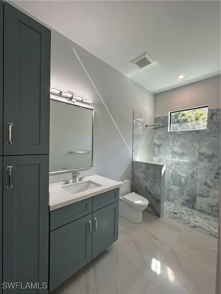 382 39th Avenue NE Naples FL 34120
